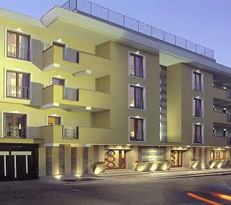 Albatros Hotel 4*