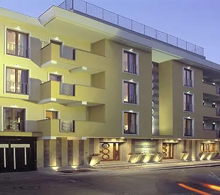 Albatros Hotel 4*