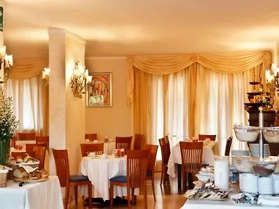 Albatros 4*